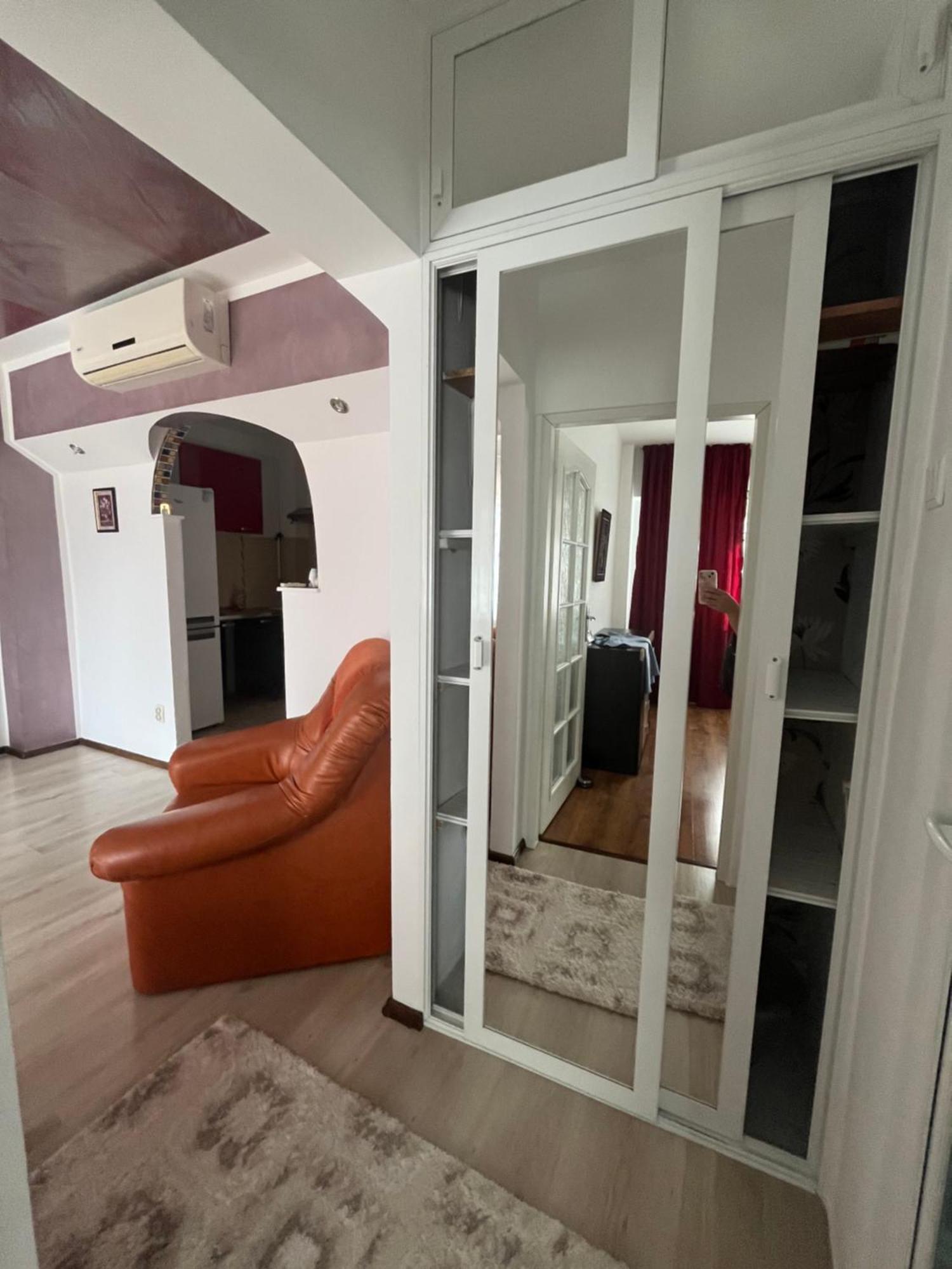 Pelican Apartment